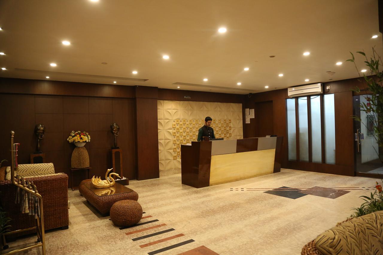 Hotel Md'S Continental Jorhāt Dış mekan fotoğraf