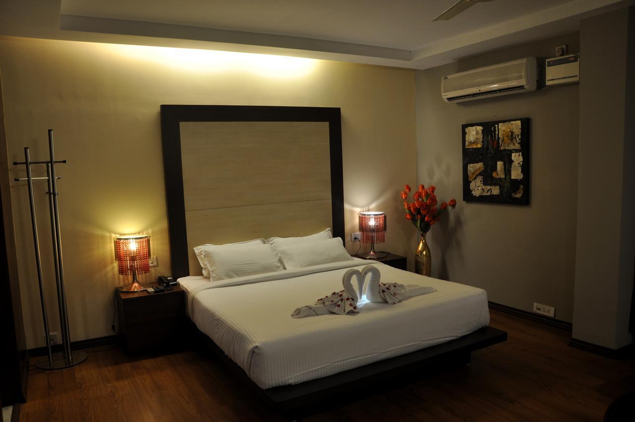Hotel Md'S Continental Jorhāt Dış mekan fotoğraf